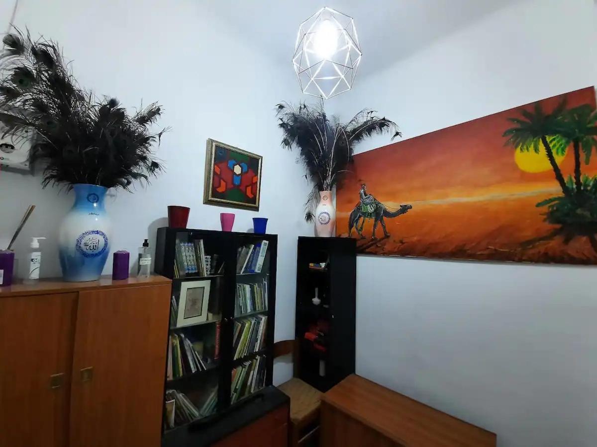 A Room In A Beautiful Apartment In The City Center Milánó Kültér fotó